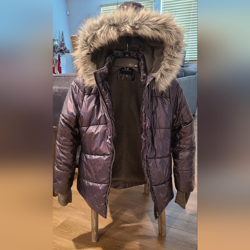 Girls - Calvin Klein hooded puffer coat. Size 12/14. Like new.